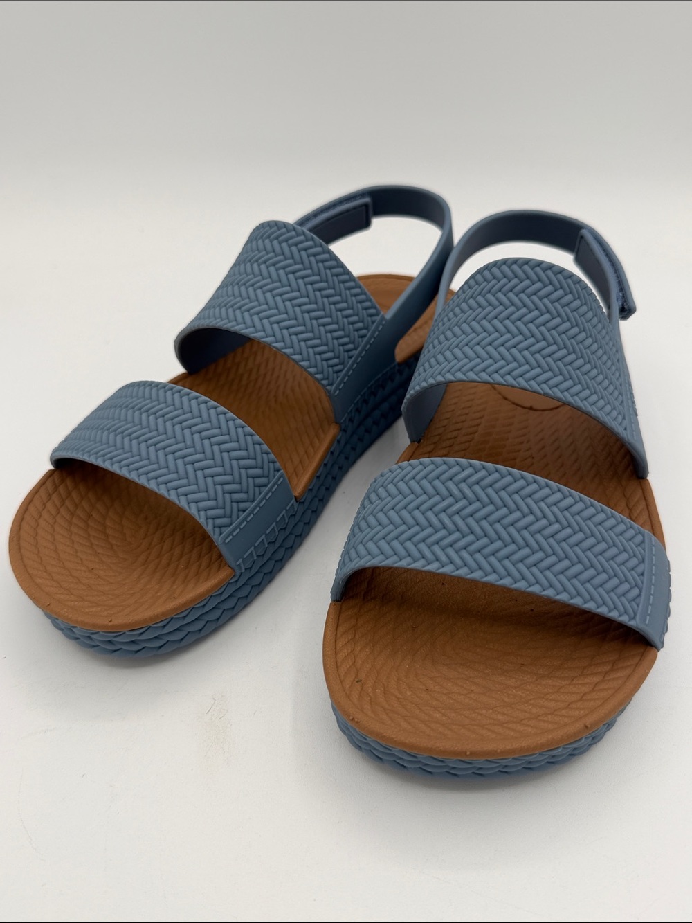 Reef Water Vista, light blue